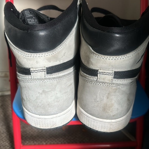 Jordan 1s Retro High Shadow 2.0 - Picture 5 of 10